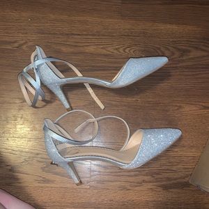 BRAND NEW SILVER GLITTER HEELS
